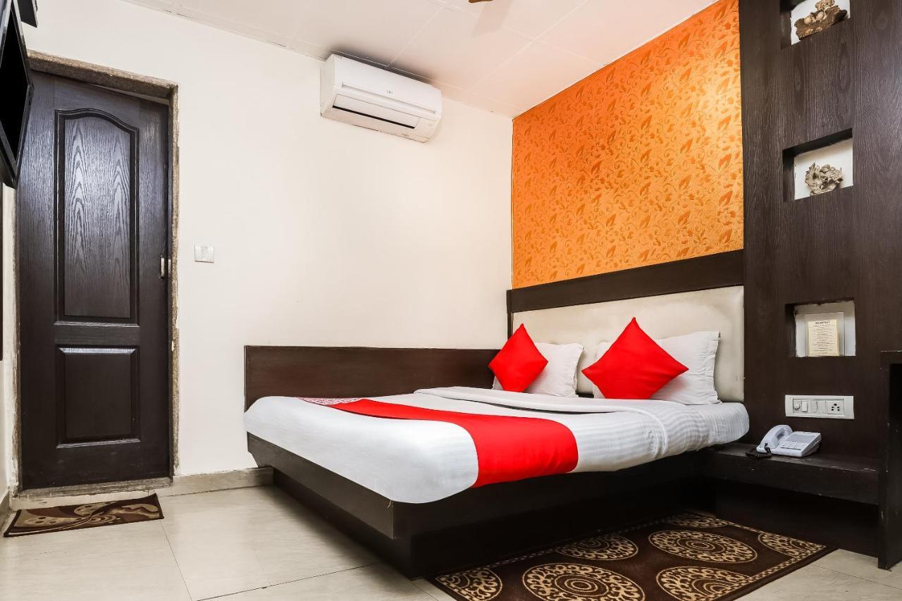 OYO 6317 Hotel Shiv Palace New Delhi Exterior foto
