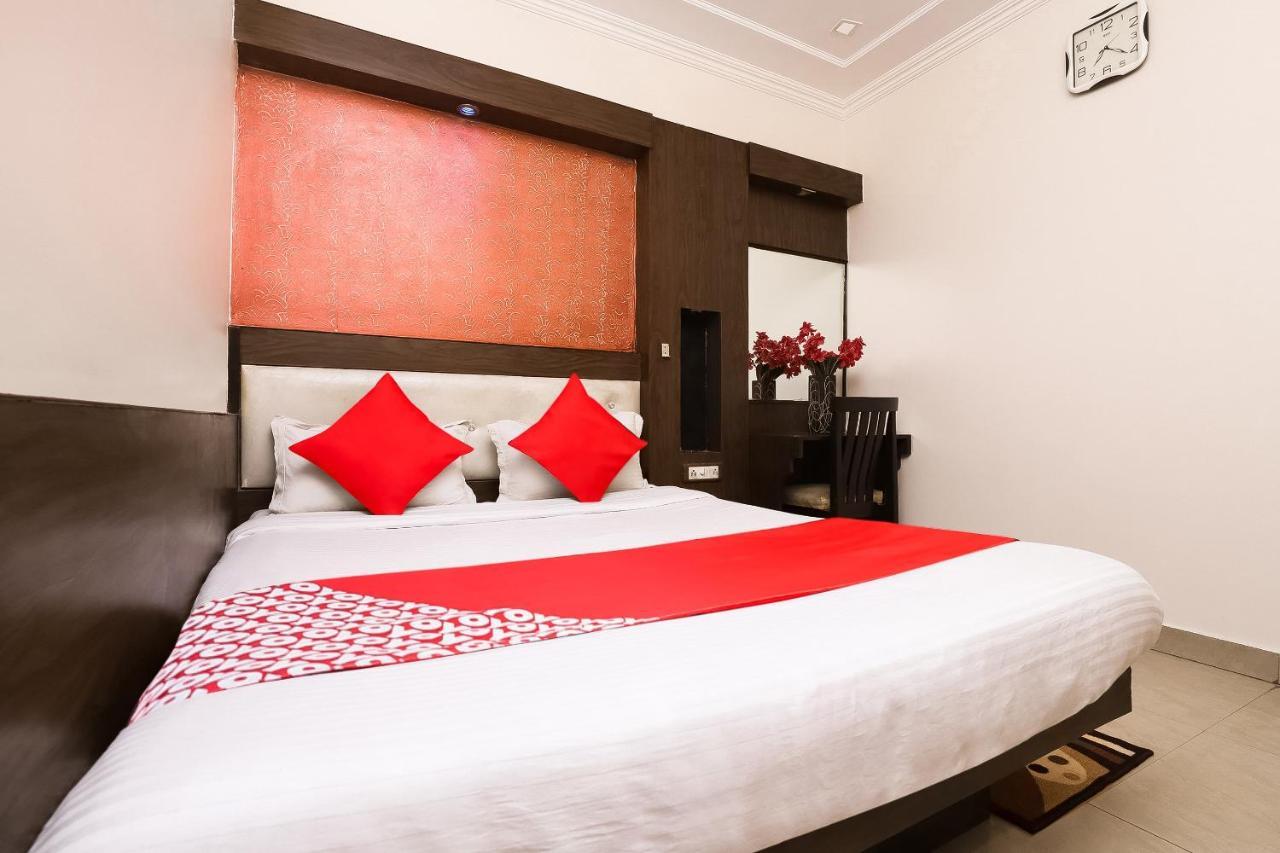 OYO 6317 Hotel Shiv Palace New Delhi Exterior foto