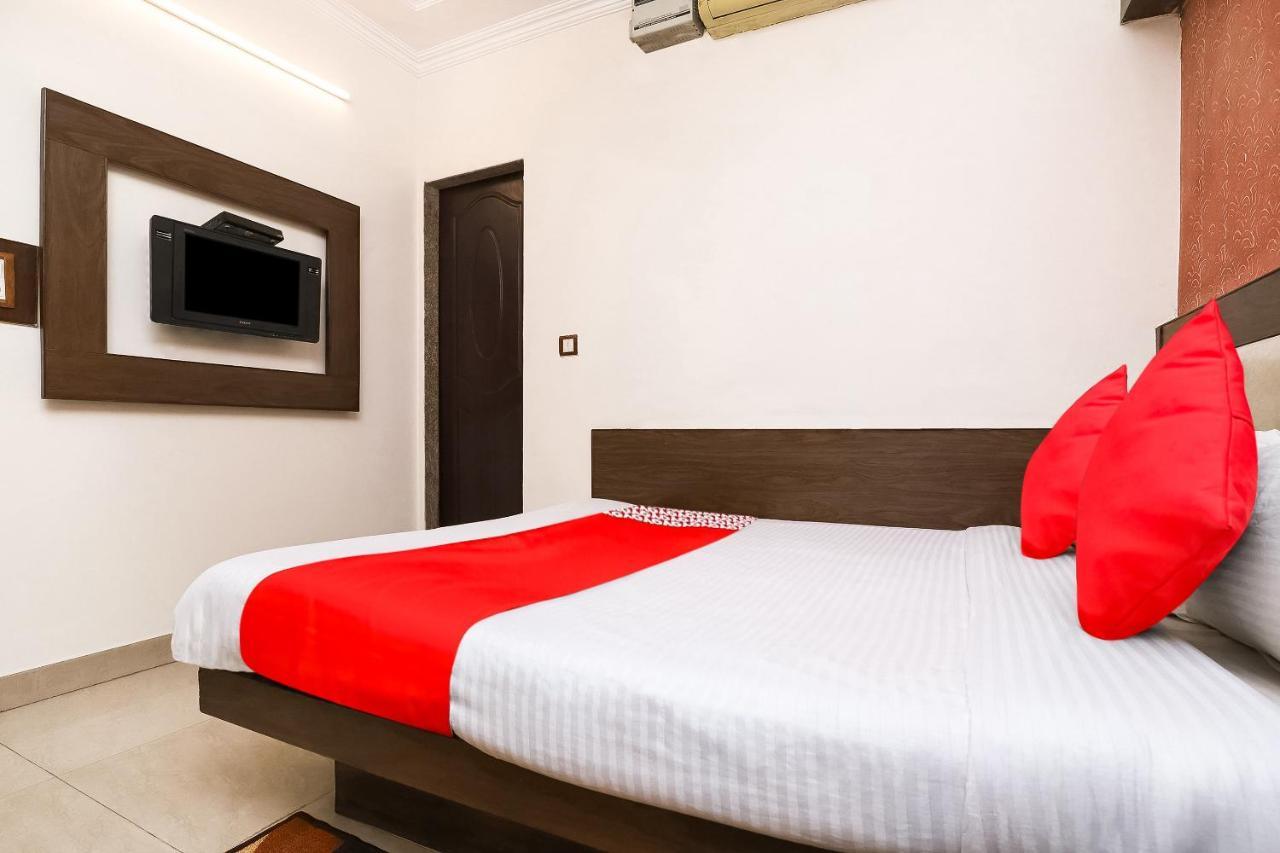 OYO 6317 Hotel Shiv Palace New Delhi Exterior foto
