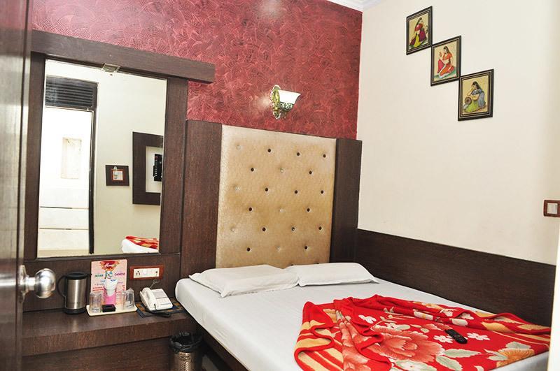 OYO 6317 Hotel Shiv Palace New Delhi Cameră foto