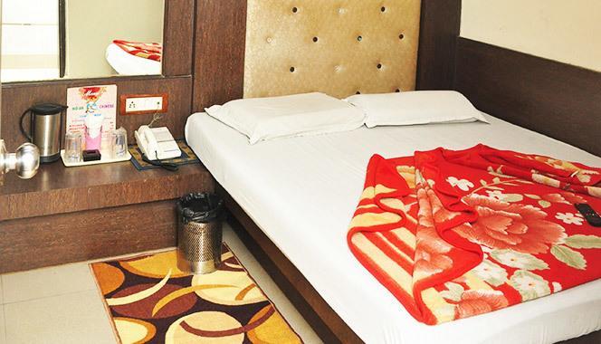 OYO 6317 Hotel Shiv Palace New Delhi Cameră foto